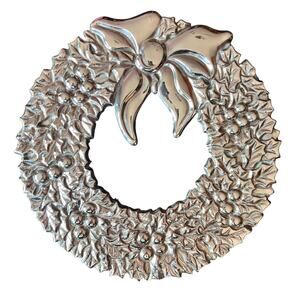 Vintage 1982 Gorham EP YC1710 Silver Christmas Wreath Ornament Italy with Box